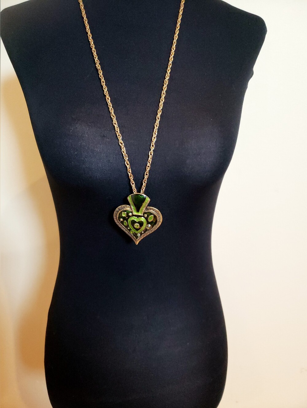 Vintage Green Enamel Heart Pendant Necklace